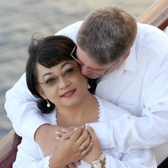 Meet your Posher, August - Picture 1 of 1